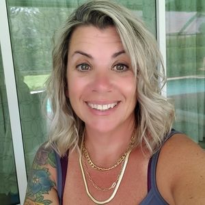 Meet your Posher, Dawn